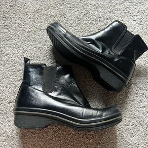 Dansko Vail Size 41 Casual Coated Canvas Chelsea Ankle Boot Booties Waterproof